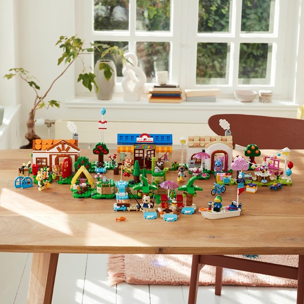 Foto van speelgoed 10_77049 LEGO® Animal Crossing™ Isabelle op visite77049_77046_77047_77048_77049_77050_Lifestyle_Envr.jpg